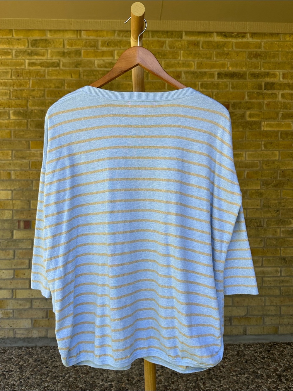 Lilly Pulitzer Light Blue & Metallic Gold Striped Cobo Oversized Sweater XS - Picture 5 of 5